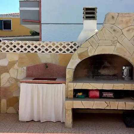 Mimosa House בית נופש
